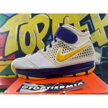 Load image into Gallery viewer, nike kobe 2 lakers 2007 sz 9.5