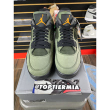 Load image into Gallery viewer, AIR JORDAN 4 X UNDEFEATED SZ 9