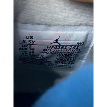 Load image into Gallery viewer, AIR JORDAN 4 MILITARY BLUE (GS) 2024 SZ 5.5Y BRAND NEW B GRADE