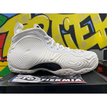 Load image into Gallery viewer, nike foamposite comme des garcons white 2021 sz 6.5 BRAND NEW
