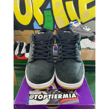 Load image into Gallery viewer, nike sb dunk low black gum 2023 sz 15 BRAND NEW
