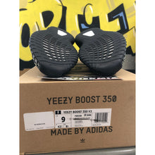 Load image into Gallery viewer, yeezy boost 350 v2 yecheil 2019 sz 9 BRAND NEW
