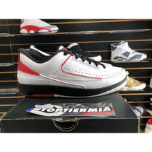 Load image into Gallery viewer, air jordan 2 low chicago 2016 sz 8.5
