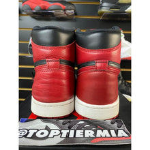 Load image into Gallery viewer, AIR JORDAN 1 HIGH OG BANNED 2016 SZ 8
