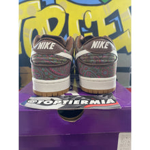 Load image into Gallery viewer, nike sb dunk low paisley 2022 sz 11.5
