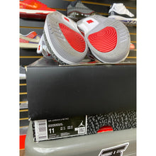 Load image into Gallery viewer, air jordan 3 fire red 2022 sz 11

