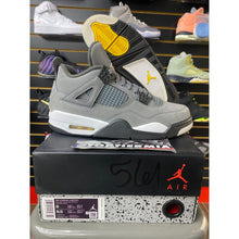 Load image into Gallery viewer, AIR JORDAN 4 COOL GREY SZ 8
