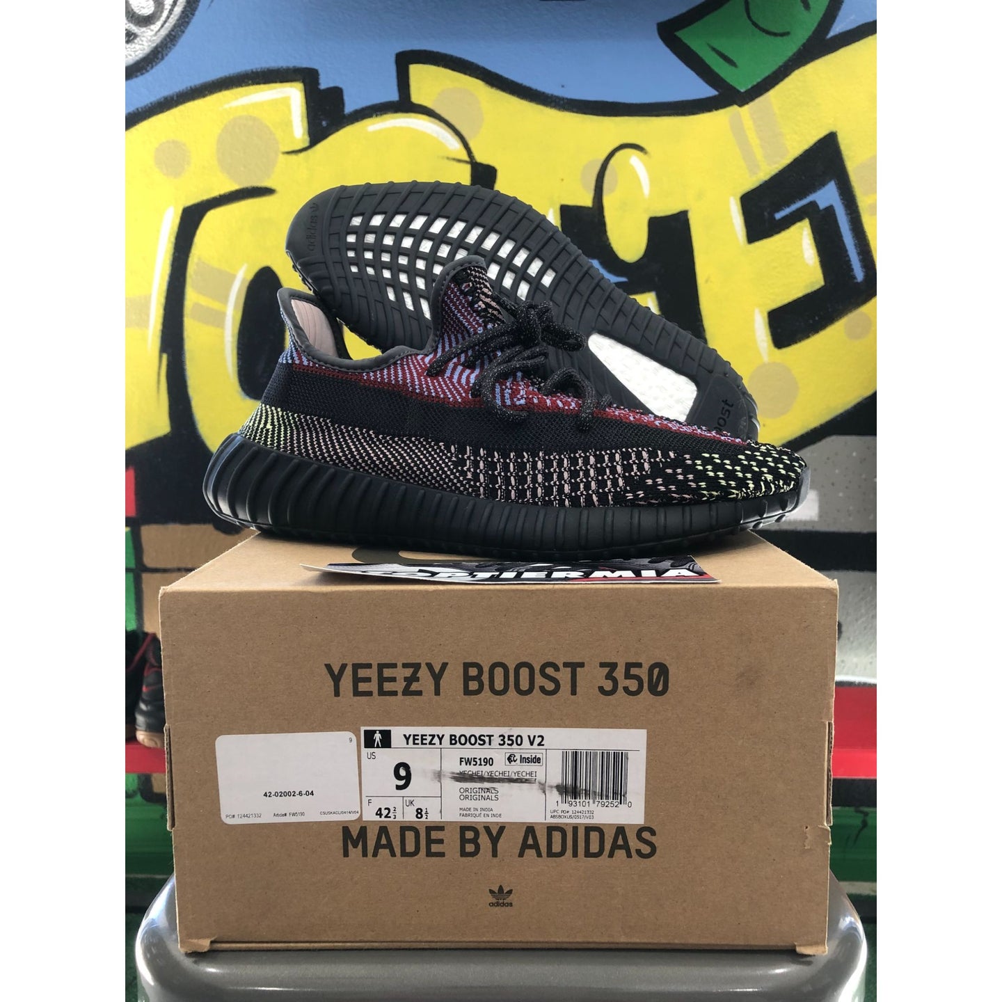 yeezy boost 350 v2 yecheil 2019 sz 9 BRAND NEW