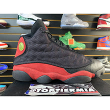 Load image into Gallery viewer, AIR JORDAN 13 BRED 2012 SZ 9
