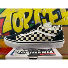 Load image into Gallery viewer, vans old skool supreme swarovski black 2022 sz 11 BRAND NEW
