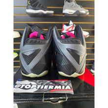 Load image into Gallery viewer, LEBRON 11 MIAMI NIGHTS 2013 SZ 11
