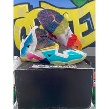 Load image into Gallery viewer, LeBron 11 What The 2014 sz 8.5
