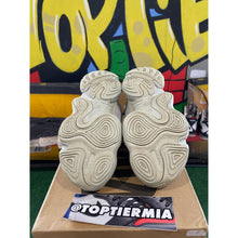 Load image into Gallery viewer, yeezy 500 salt 2018 sz 7.5
