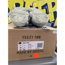 Load image into Gallery viewer, yeezy 500 salt 2018 sz 7.5
