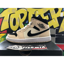 Load image into Gallery viewer, air jordan 1 mid wmns barely orange 2020 sz 7w/5.5m
