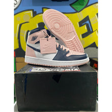 Load image into Gallery viewer, air jordan 1 high og wmns atmosphere bubble gum 2022 sz 8w/6.5m BRAND NEW
