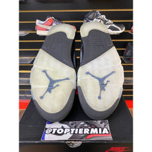 Load image into Gallery viewer, air jordan 5 reimagined black metallic 2025 sz 14
