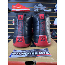 Load image into Gallery viewer, AIR JORDAN 12 FLU GAME SZ 14
