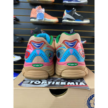 Load image into Gallery viewer, SAUCONY PROGRID OMNI 9 JEA TIPS TO DO LIST TAN SZ 11.5
