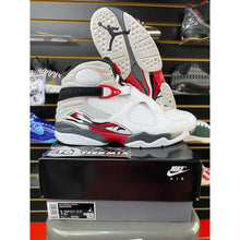 Load image into Gallery viewer, AIR JORDAN 8 BUGS BUNNY 2025 SZ 12.5
