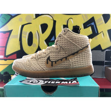 Load image into Gallery viewer, nike sb dunk high waffle 2016 sz 9
