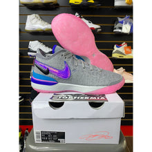 Load image into Gallery viewer, NIKE ZOOM LEBRON NXXT GEN 1984 SZ 11 BRAND NEW
