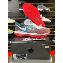 Load image into Gallery viewer, LEBRON 8 MIAMI NIGHT SZ 9.5
