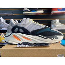 Load image into Gallery viewer, YEEZY 700 WAVE RUNNER SZ 14
