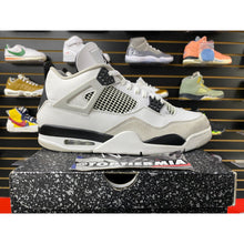 Load image into Gallery viewer, AIR JORDAN 4 MILITARY BLACK SZ 11.5
