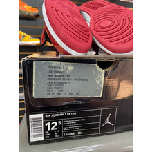 Load image into Gallery viewer, air jordan 1 high chicago bulls patent 2003 sz 12.5 BRAND NEW
