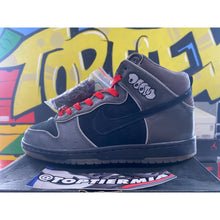 Load image into Gallery viewer, nike sb dunk high MF DOOM 2007 sz 7.5
