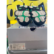 Load image into Gallery viewer, air jordan 13 lucky green 2020 sz 10.5
