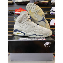 Load image into Gallery viewer, air jordan 6 georgetown sz 9.5
