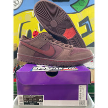 Load image into Gallery viewer, nike sb dunk low city of love burgundy crush 2024 sz 15 BRAND NEW
