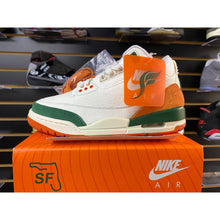 Load image into Gallery viewer, AIR JORDAN 3 SOLEFLY MIAMI  SZ 4.5 BRAND NEW
