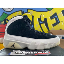 Load image into Gallery viewer, air jordan 9 city of flight 2018 sz 10.5 BRAND NEW

