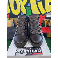Load image into Gallery viewer, balenciaga arena high brown sz 44eu/11us
