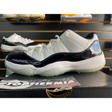 Load image into Gallery viewer, AIR JORDAN 11 LOW CONCORD 2014 SZ 10.5
