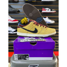 Load image into Gallery viewer, NIKE SB DUNK LOW CITY OF CINEMA SZ 10.5
