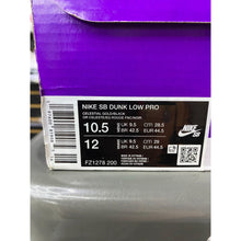 Load image into Gallery viewer, NIKE SB DUNK LOW CITY OF CINEMA SZ 10.5
