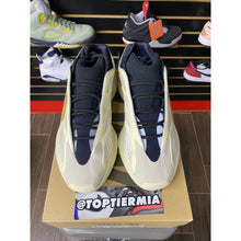 Load image into Gallery viewer, YEEZY 700 V3 AZAEL SZ 12
