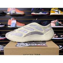 Load image into Gallery viewer, YEEZY 700 V3 AZAEL SZ 12
