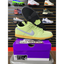 Load image into Gallery viewer, NIKE SB LOW VERDUGO MOUNTAIN SZ 10.5 BRAND NEW
