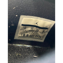 Load image into Gallery viewer, air jordan 11 low barons 2017 sz 12
