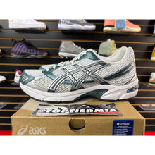 Load image into Gallery viewer, ASICS GEL 1130 DARK NEPTUNE SZ 9
