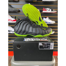 Load image into Gallery viewer, FOAMPOSITE ONE BLACK VOLT SZ 11
