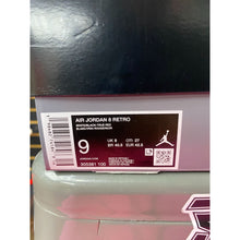 Load image into Gallery viewer, AIR JORDAN 8 BUGS BUNNY SZ 9
