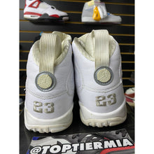 Load image into Gallery viewer, AIR JORDAN 9 SILVER ANNIVERSARY SZ 10 2010
