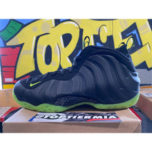Load image into Gallery viewer, foamposite one black volt 2025 sz 9.5
