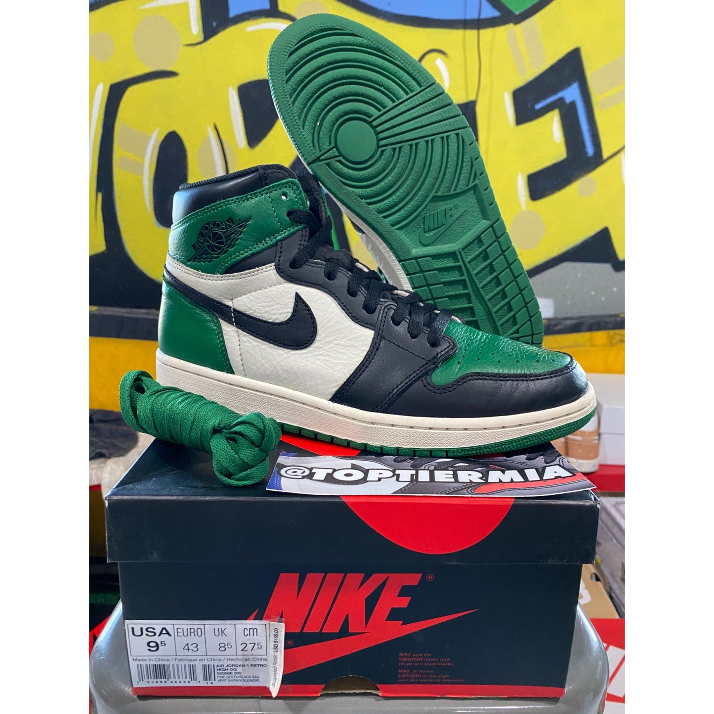 AIR JORDAN 1 HIGH OG PINE GREEN USED SZ 9.5